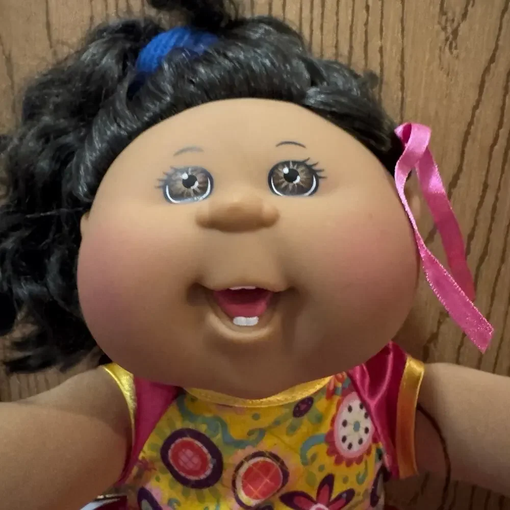 Cabbage Patch Kids light piling